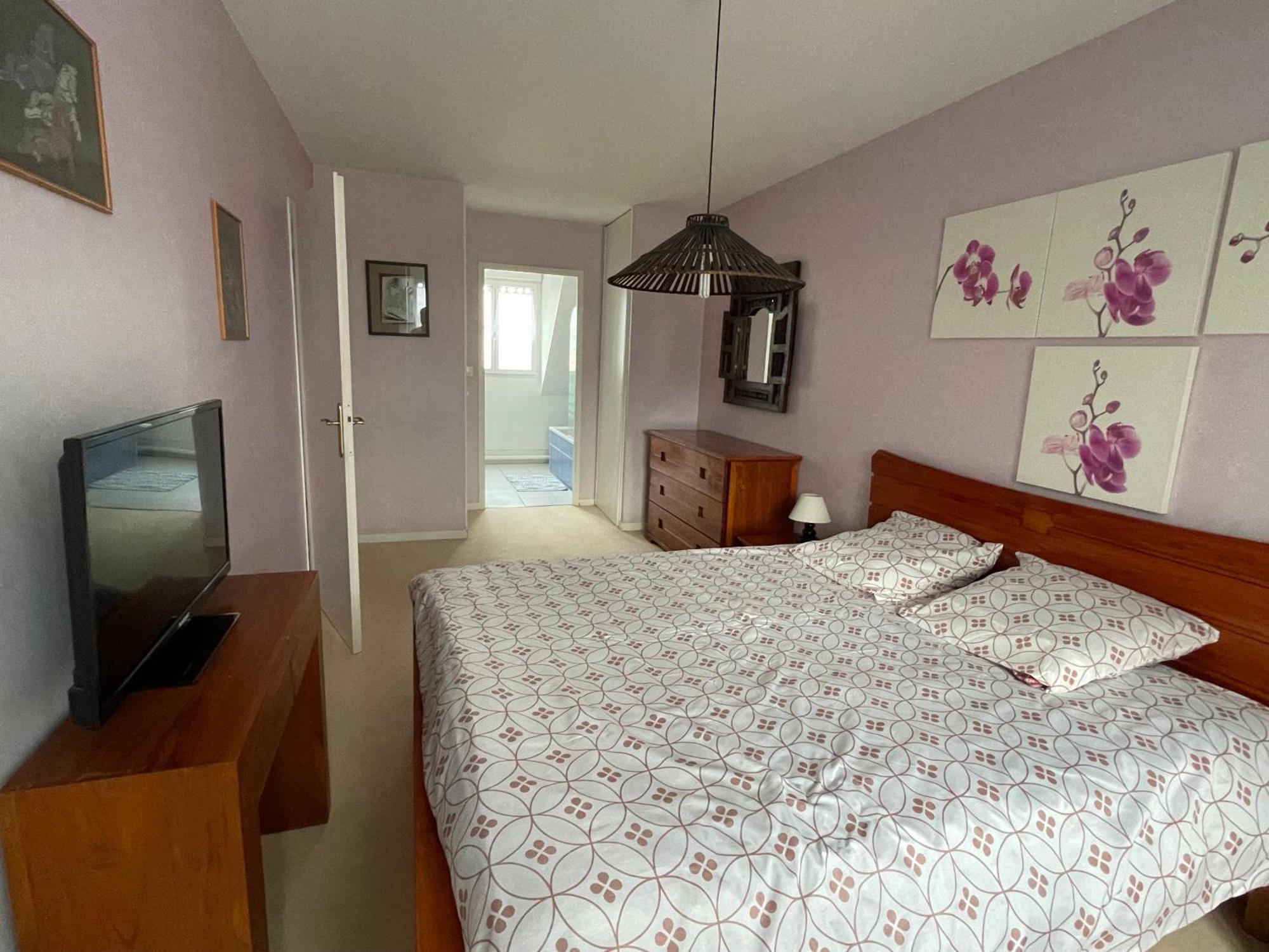 Maison Calme Et Cosy A Port-En-Bessin Pres Du Golf Et De La Mer ภายนอก รูปภาพ
