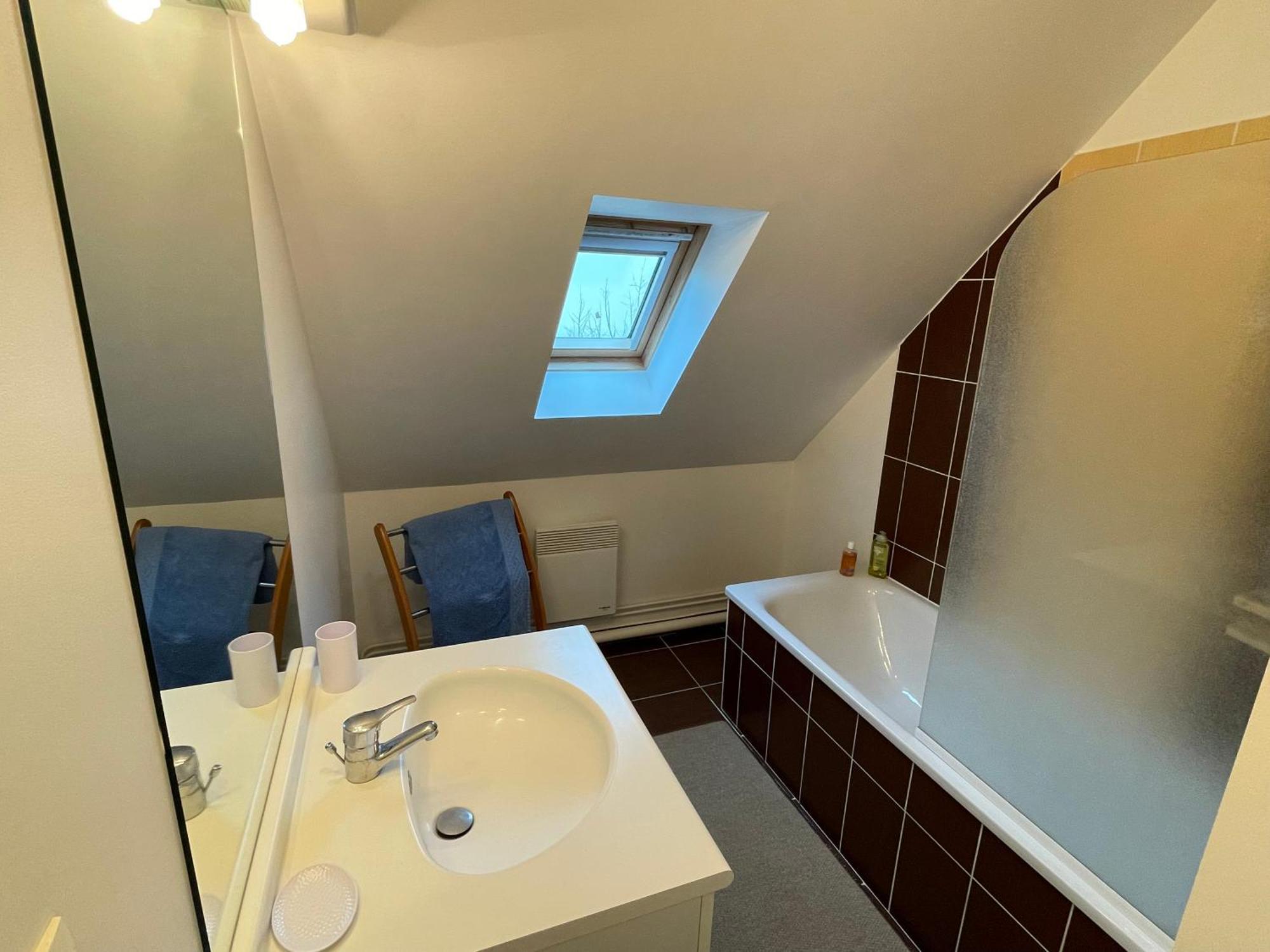 Maison Calme Et Cosy A Port-En-Bessin Pres Du Golf Et De La Mer ภายนอก รูปภาพ
